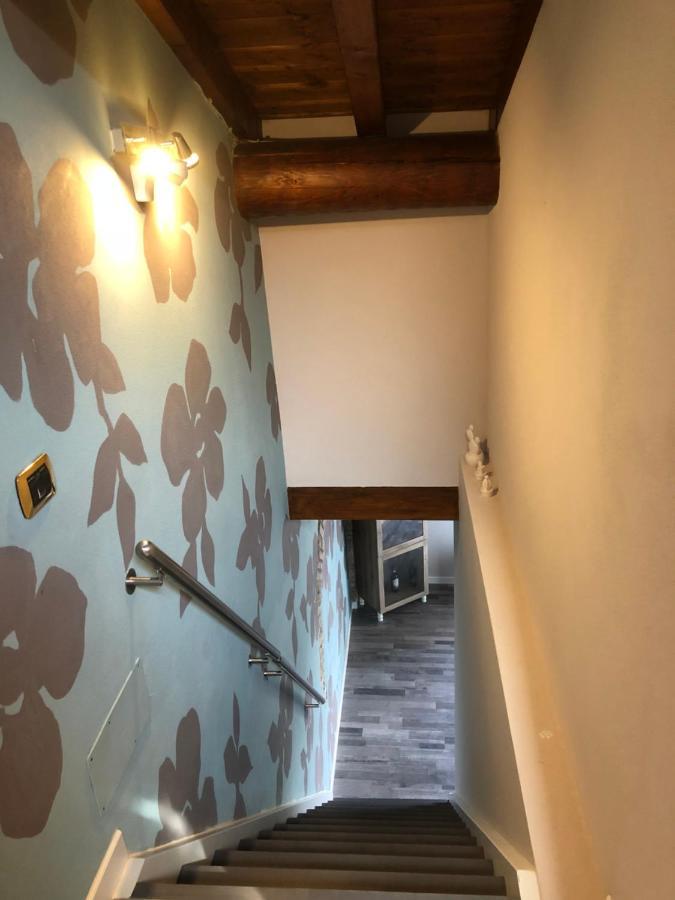 Hotel Garda Family House Desenzano del Garda Esterno foto