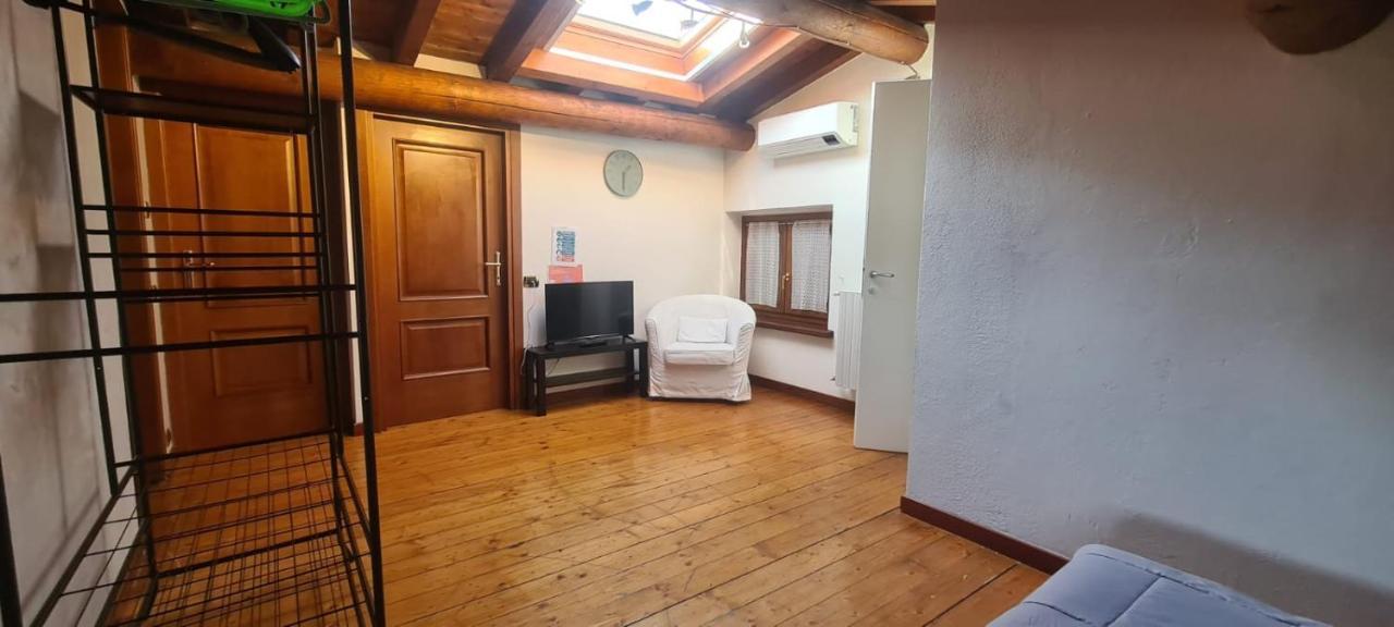 Hotel Garda Family House Desenzano del Garda Esterno foto