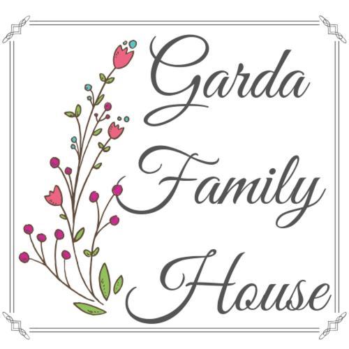 Hotel Garda Family House Desenzano del Garda Esterno foto